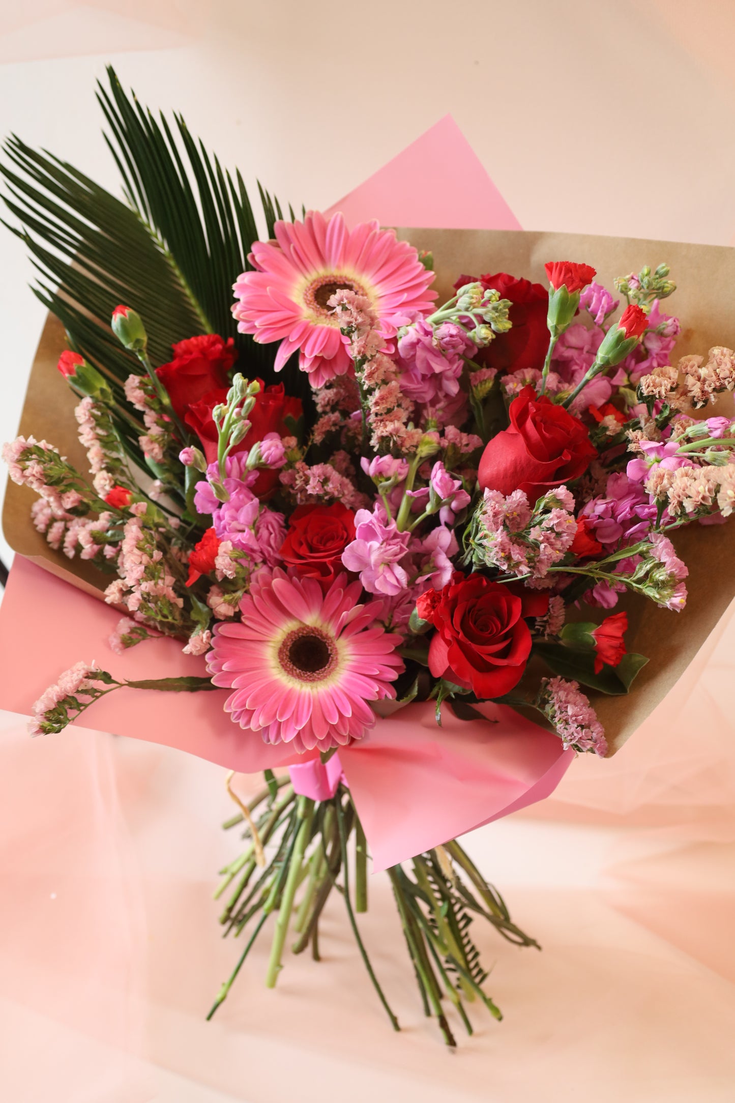 Bouquet S (Small) – Roses & Gerberas | Miami