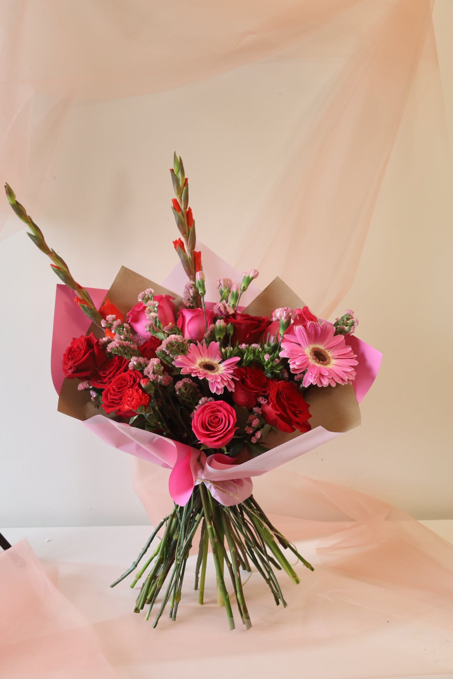 Bouquet L (Large) – Red & Pink Statement Valentine’s Bouquet |  (Miami)