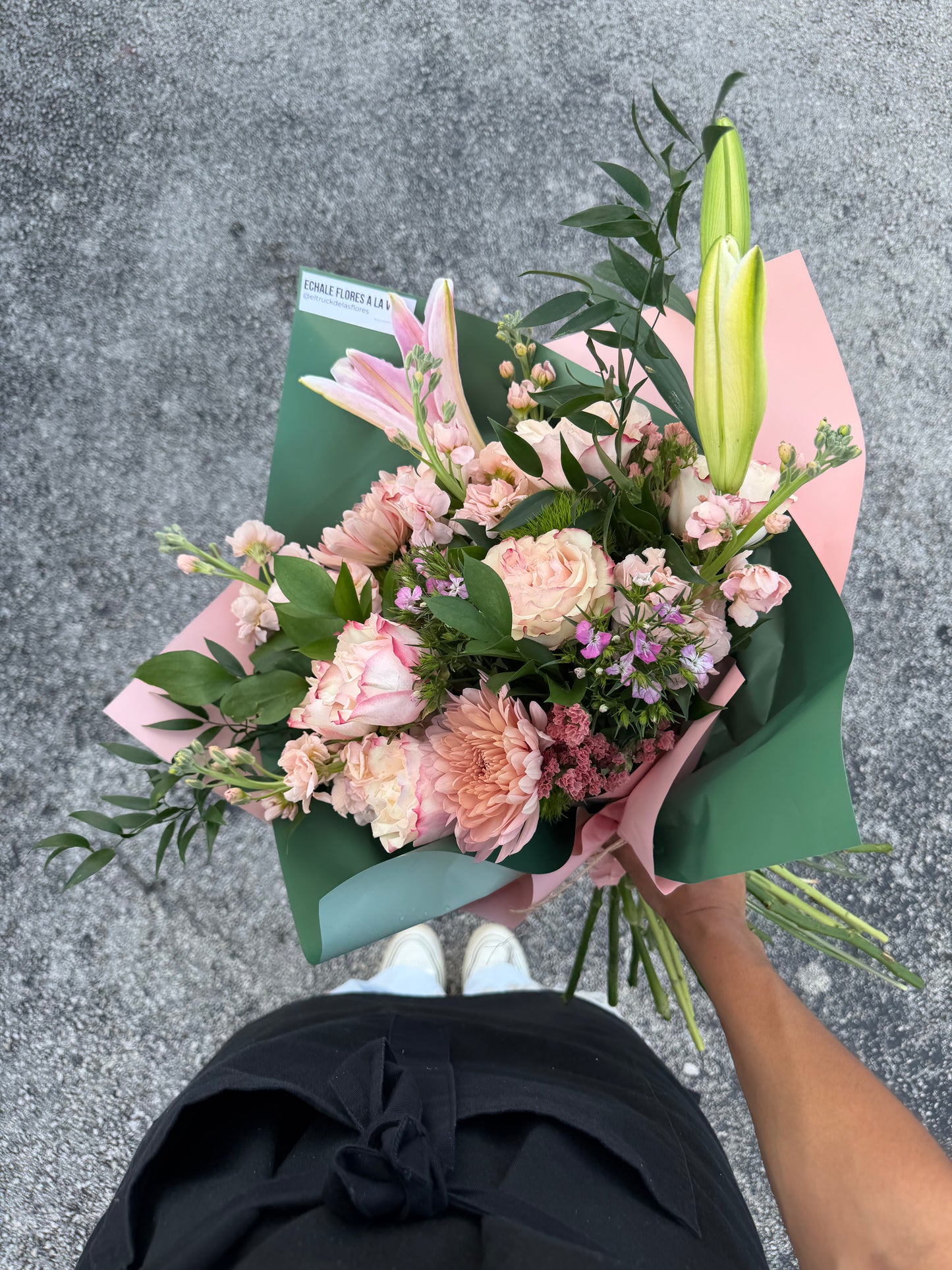 Mom's favorite Bouquet — Medium (M)